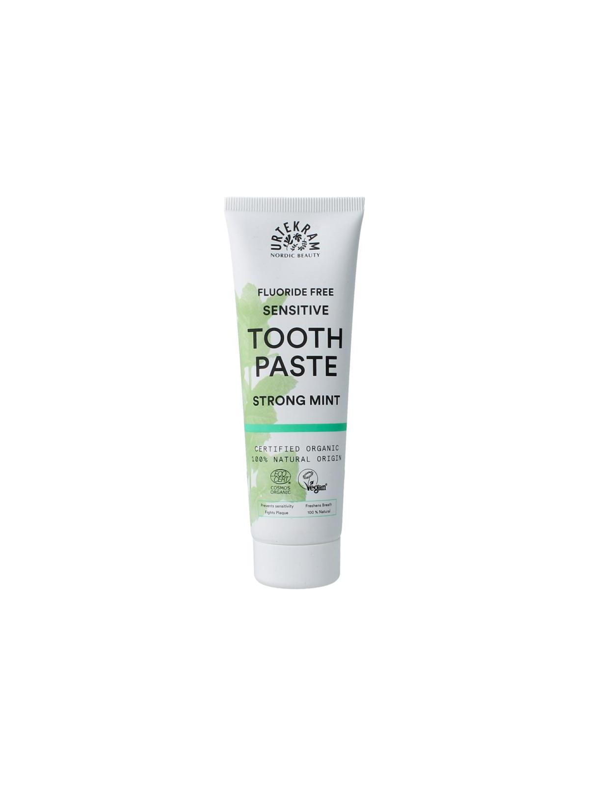 Tandpasta sensitive strong mint