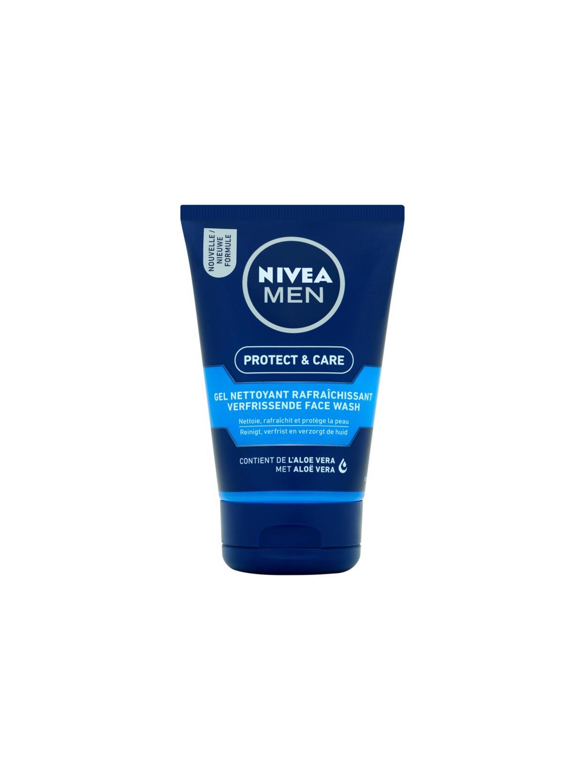 Men deep clean face wash